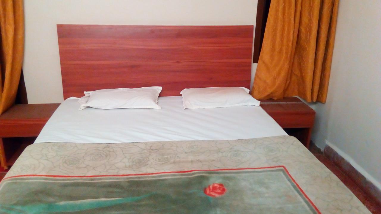 Hotel Tree Top マハバレシュワール エクステリア 写真