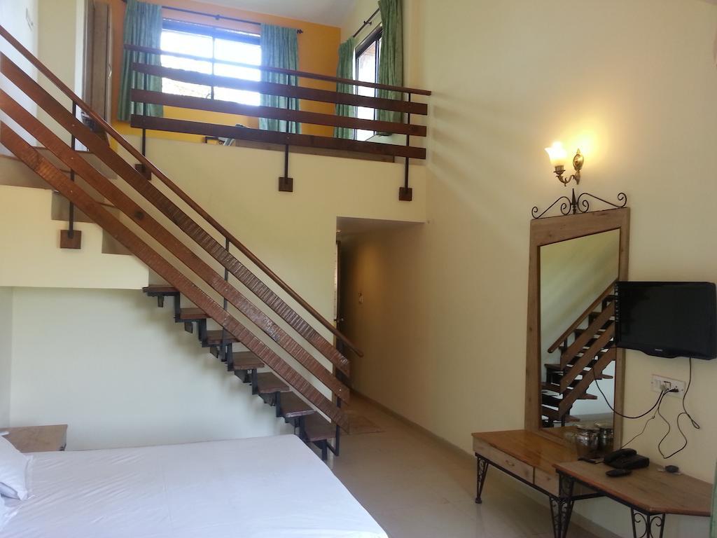 Hotel Tree Top マハバレシュワール 部屋 写真